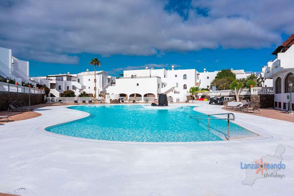 Vivienda Vacacional El Descanso Costa Teguise Buitenkant foto